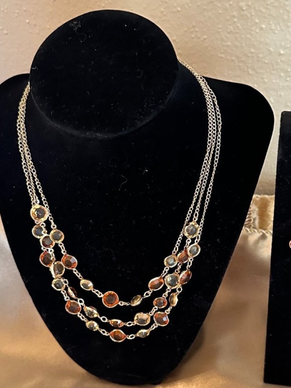 Liz Claiborne Multistrand Necklace Earrings Set Faceted Brown Gold Tone